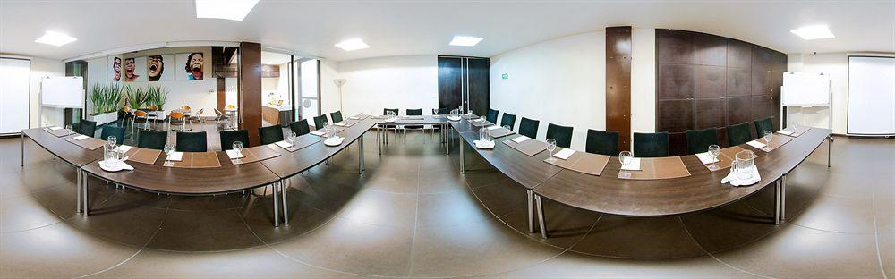 Hotel Lugano Suites بوغوتا المظهر الخارجي الصورة